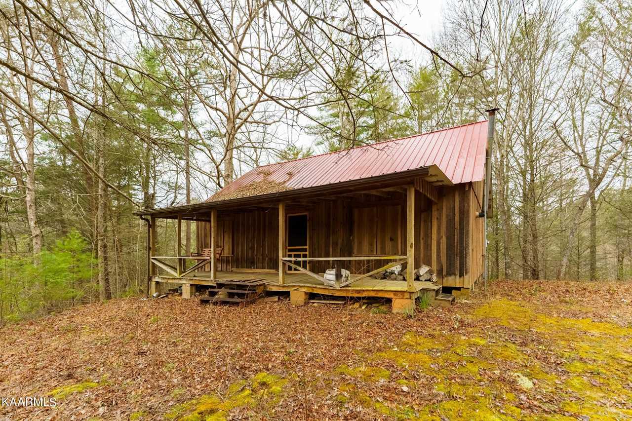 4280 Breezy Trail Way Cosby, TN 37722 Hometown Realty