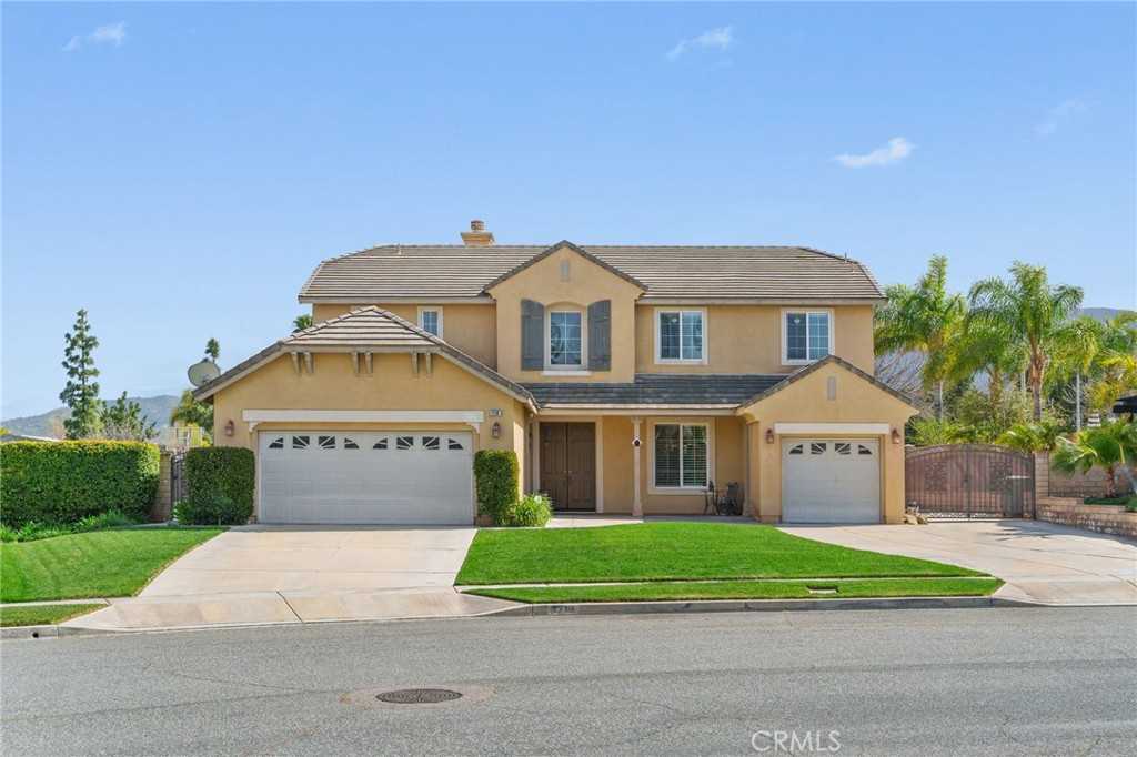 1716 Paseo Vista St, Corona, CA 92881 MLS PW23055166 home for sale