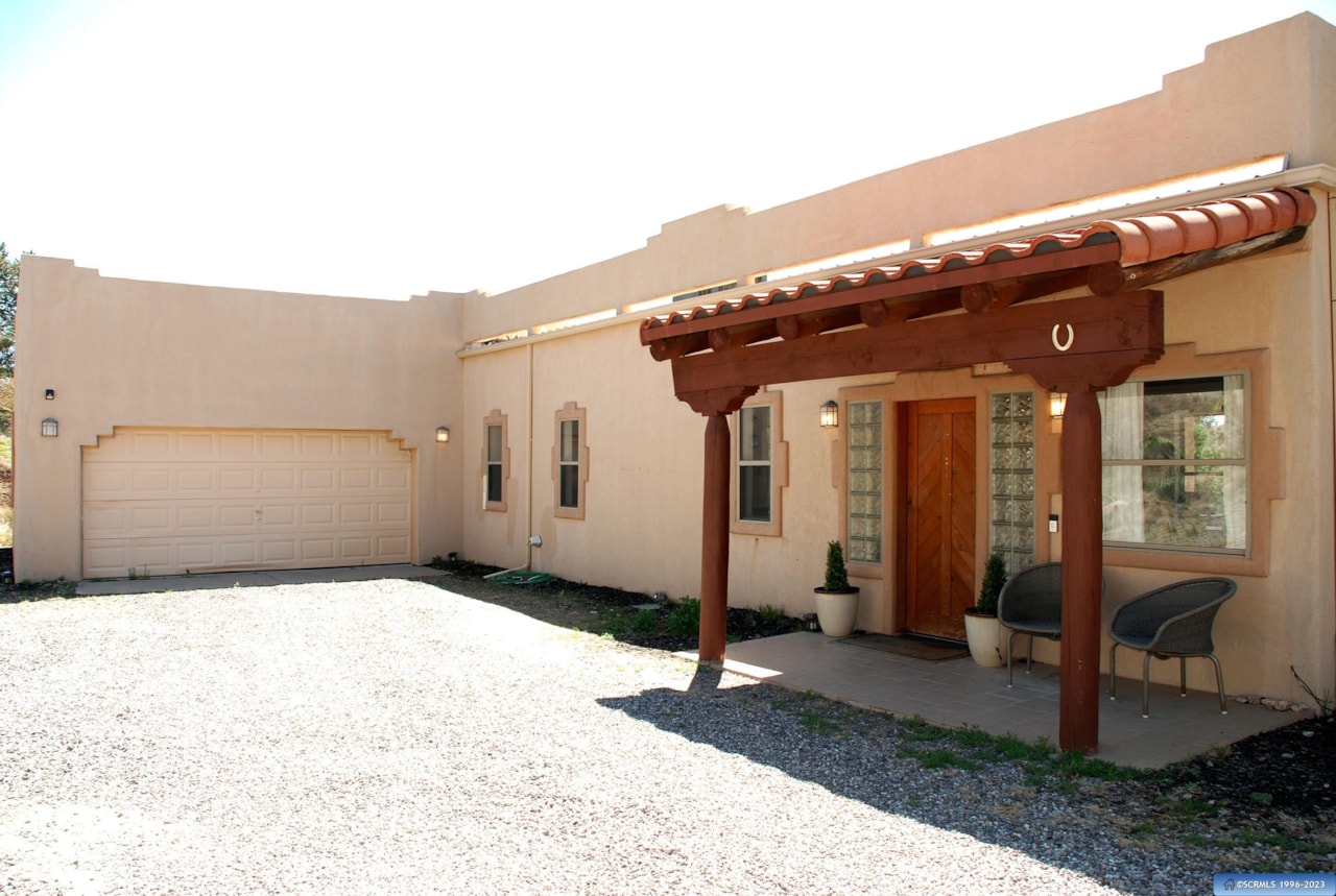 4533 Eddie Ward Way Silver City, NM 88061 MLS 39621