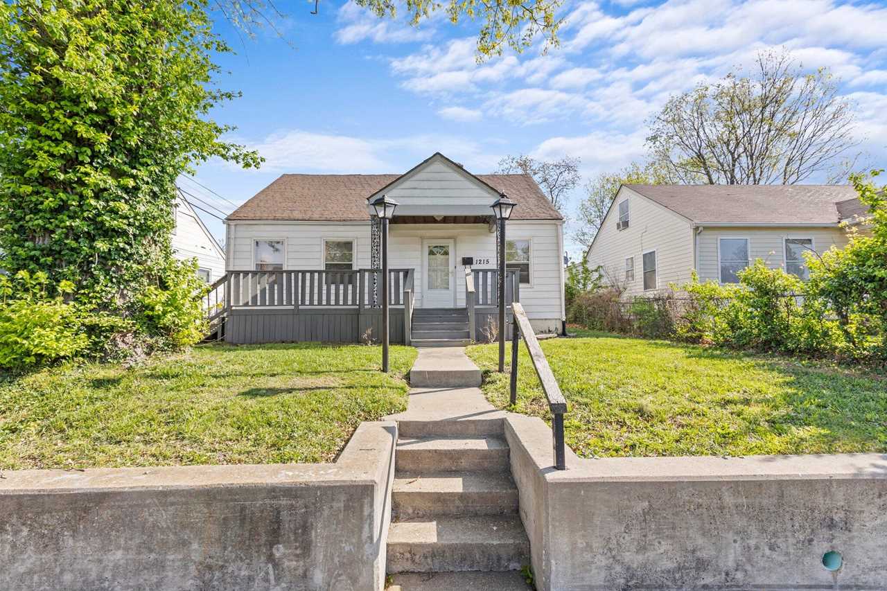 We know Lexington 1215 Highland Park Dr, Lexington, KY, 40505