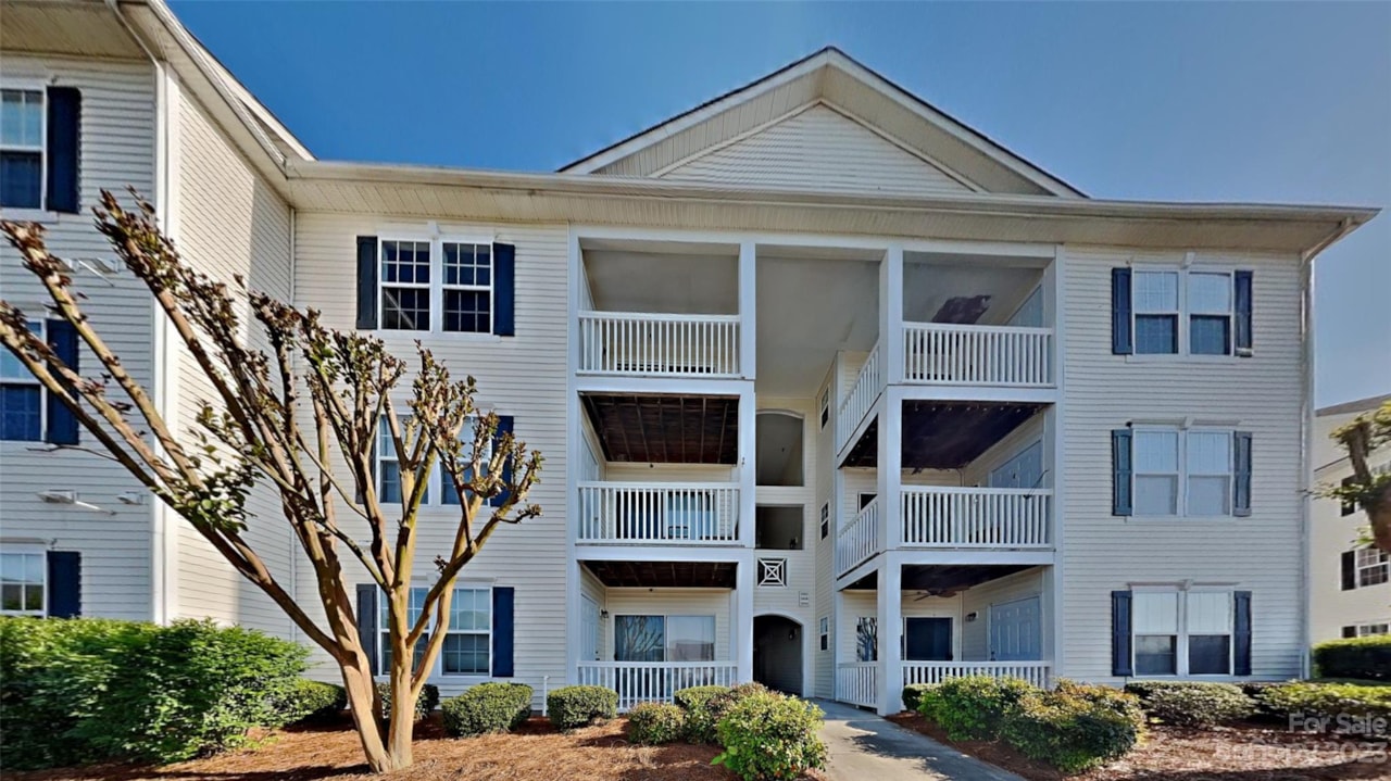 3960 Town Center Rd Harrisburg NC 28075 MLS 4022637 Hendrix Properties