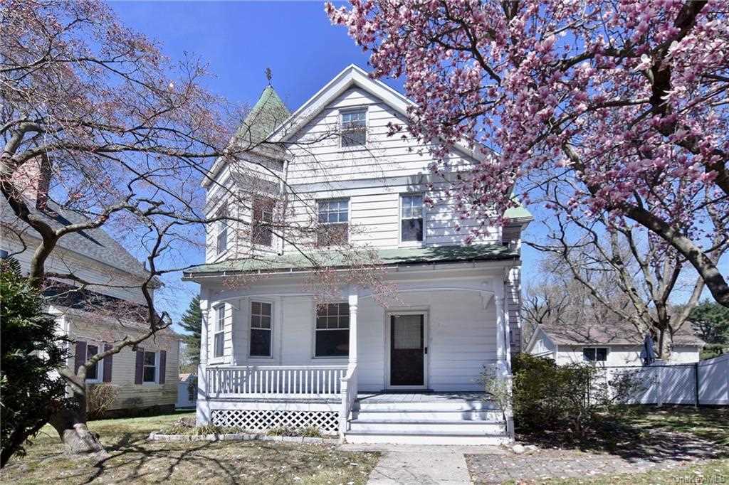 151 Ashford Ave Dobbs Ferry, NY 10522 705,000