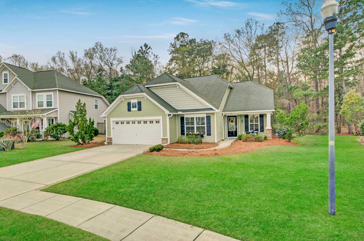 132 Veranda Drive Summerville, SC 29485 MLS 23004414