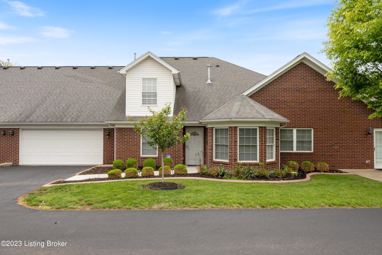 10015 Vista Springs Way Louisville, KY 40291 MLS 1635501