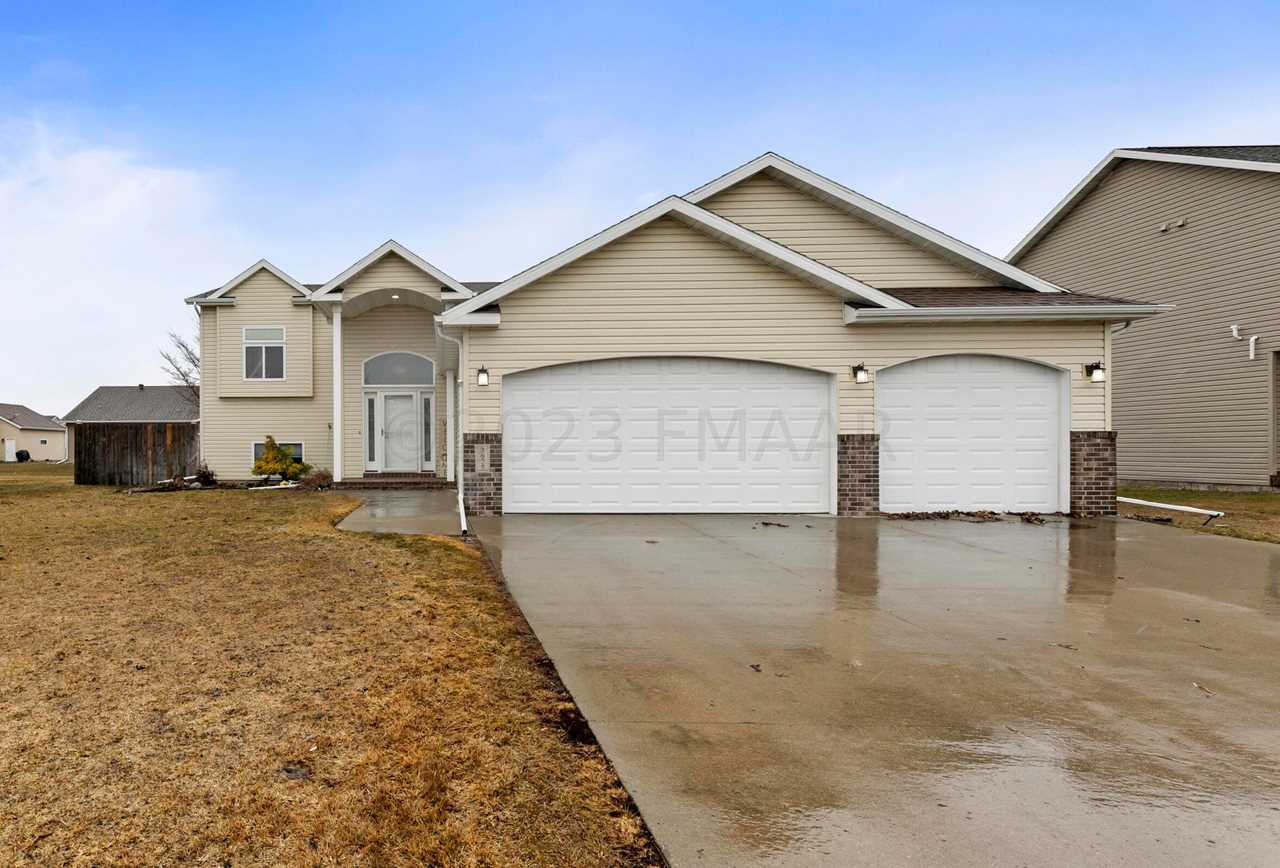 3625 Taylor St S Fargo, ND 58104 MLS 231688