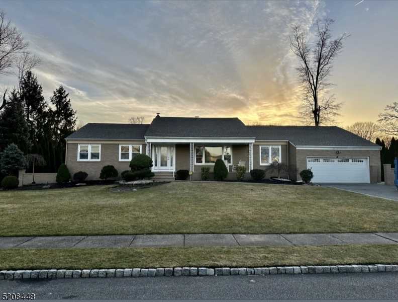 20 Alan Dr Fairfield Twp., NJ 07004 MLS 3831180