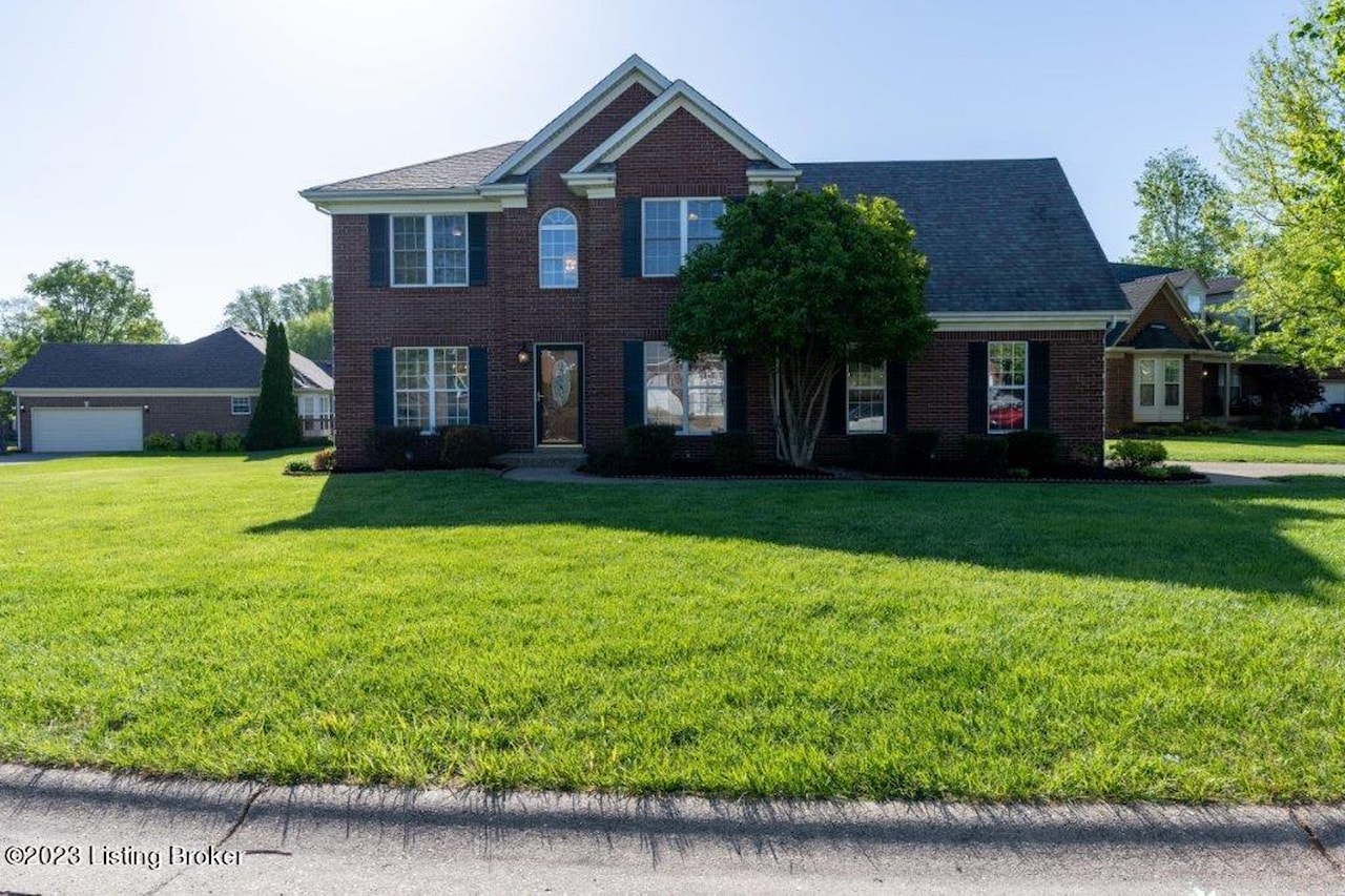 4308 Wooded Bend Way Louisville, KY 40245 MLS 1635634