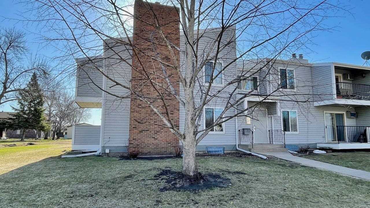 2440 15 St S Fargo, ND 58103 MLS 231758