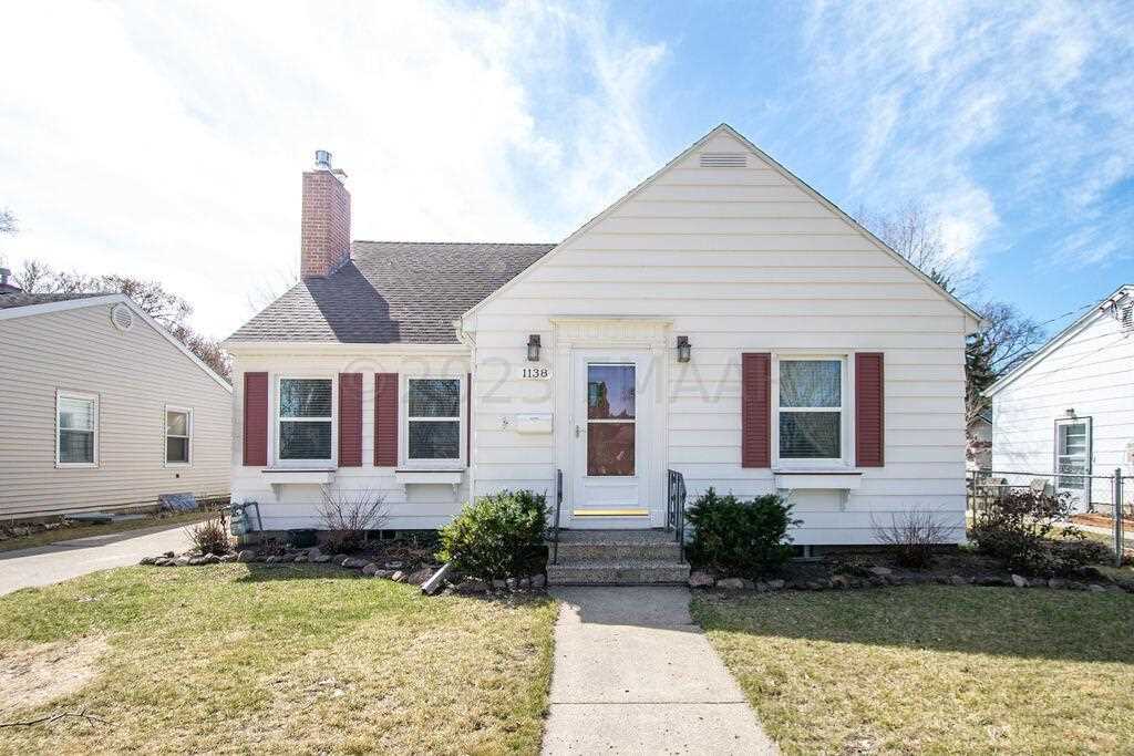 1138 Oak St N Fargo, ND 58102 MLS 231824