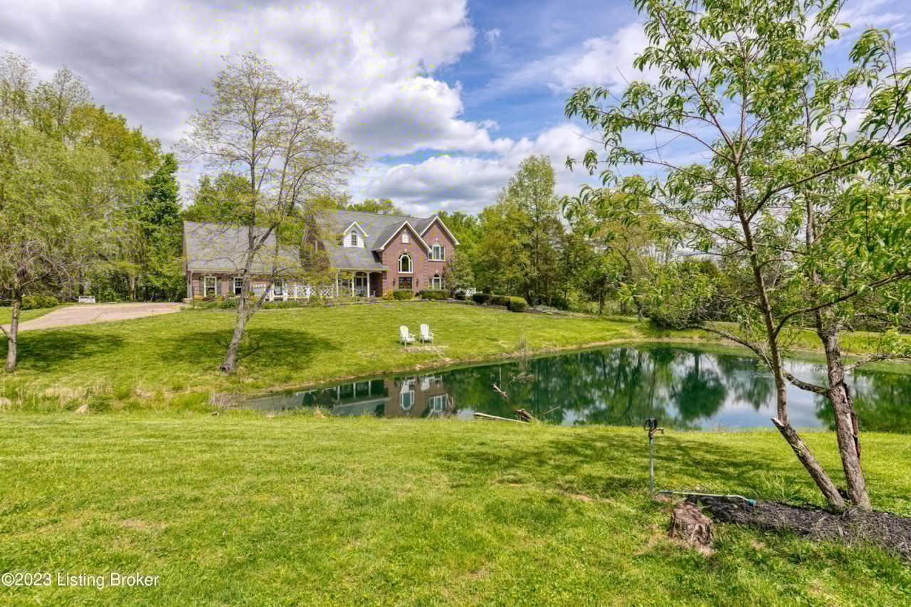 1912 Long Run Rd Louisville, KY 40245 MLS 1635730