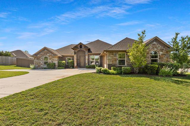 6501 Tara Court Granbury, TX 76049 home for sale, MLS#20261470 ...