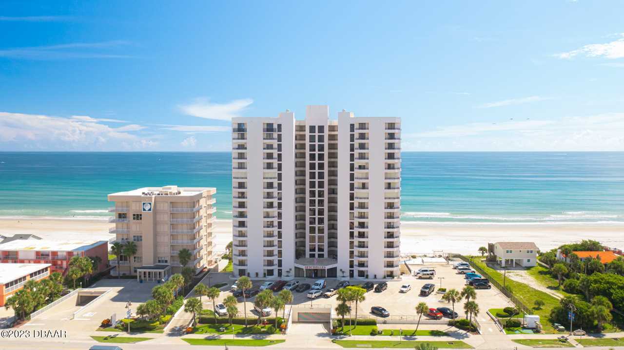 3855 Atlantic Avenue 202 Daytona Beach Shores, FL 32118 MLS 1106402