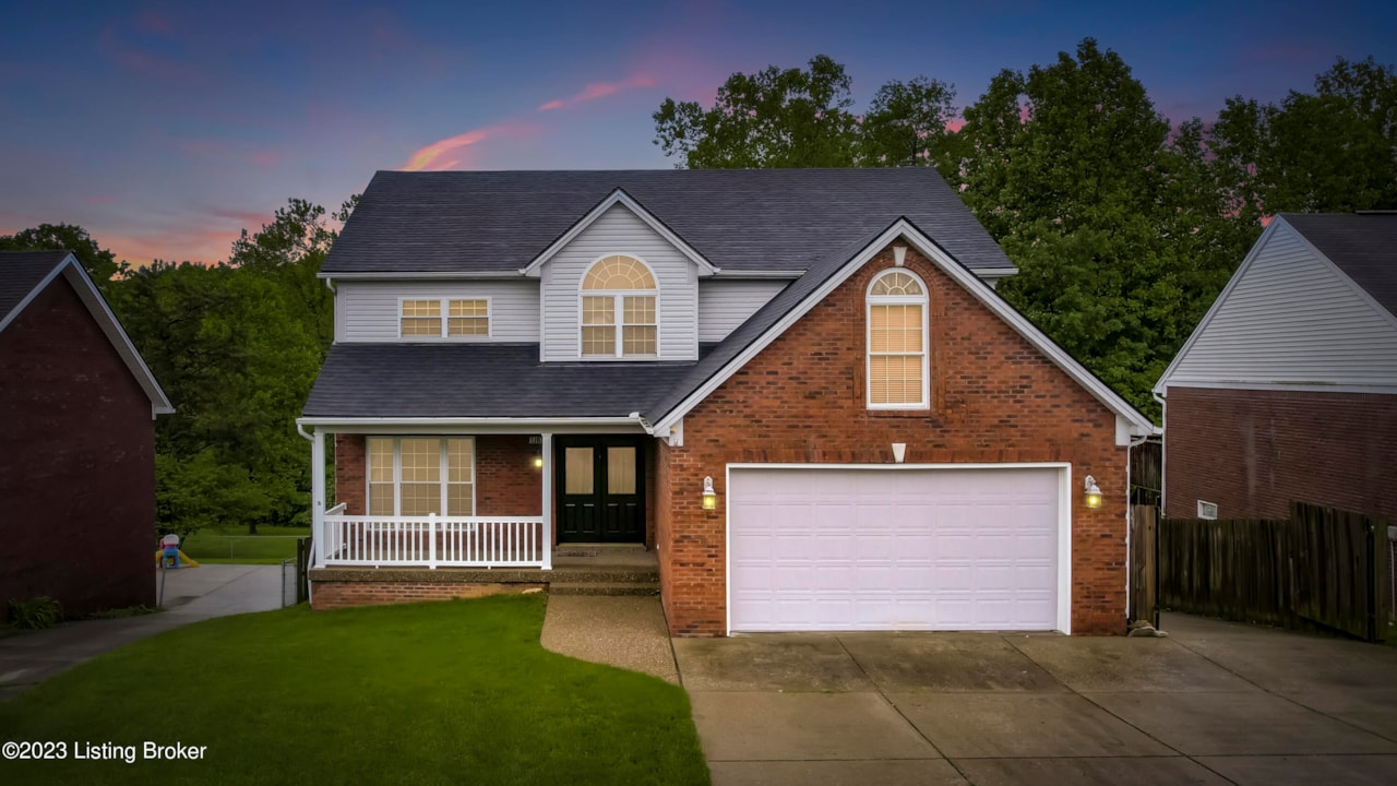 11610 Reality Trl Louisville, KY 40229 MLS 1636639