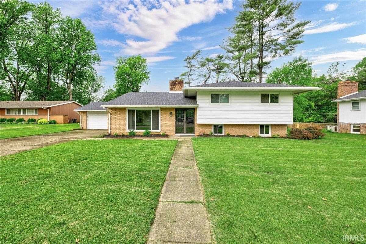 F.C. Tucker Emge Homes for Sale 867 Park Plaza Drive Evansville IN