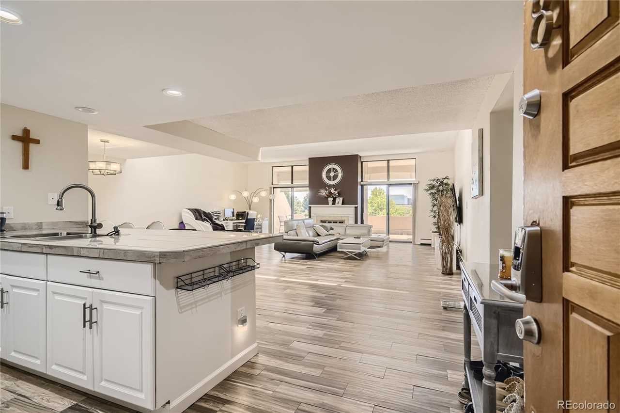 7000 E Quincy Ave 408 Promontory Condos, Denver, CO 80237 MLS® 1585192 Denver condo for sale