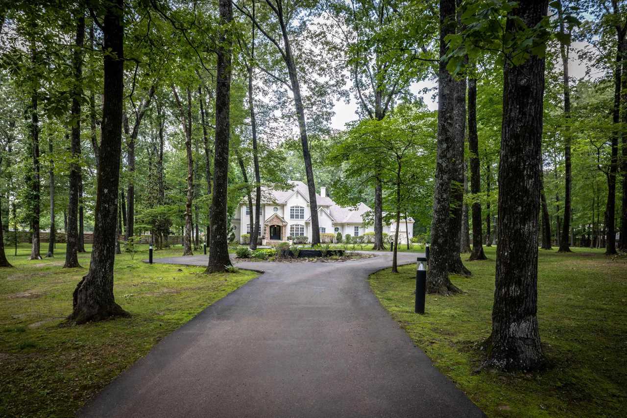 9400 Green Knoll Dr Germantown, TN 38138 MLS 10148323