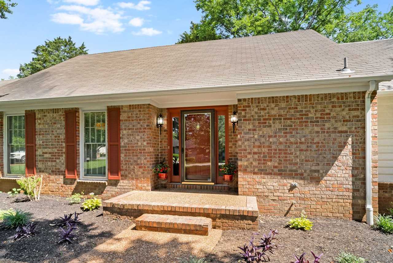 1706 Haynes Dr Murfreesboro, TN 37129 MLS 2530113