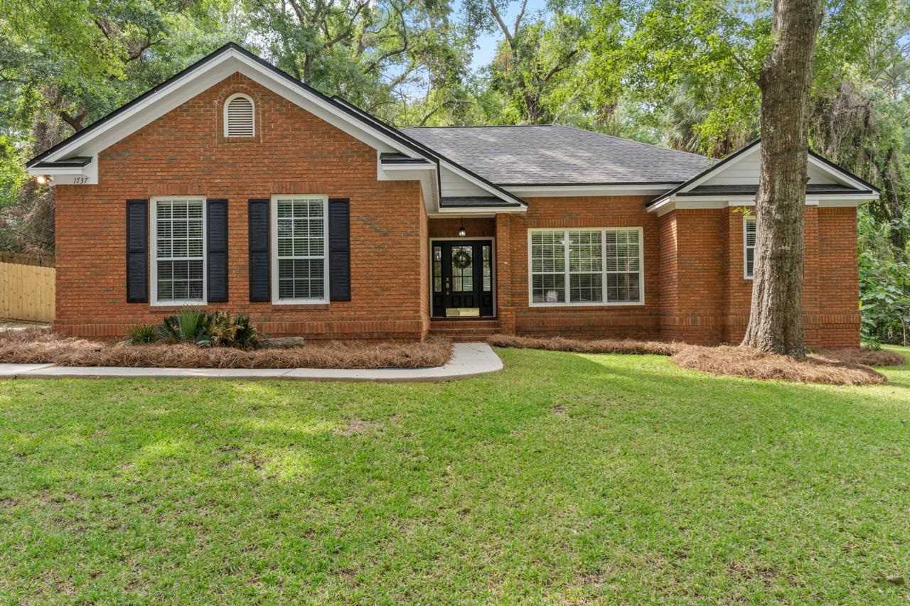 1737 Copperfield Circle Tallahassee, FL 32312 in Killearn Lakes