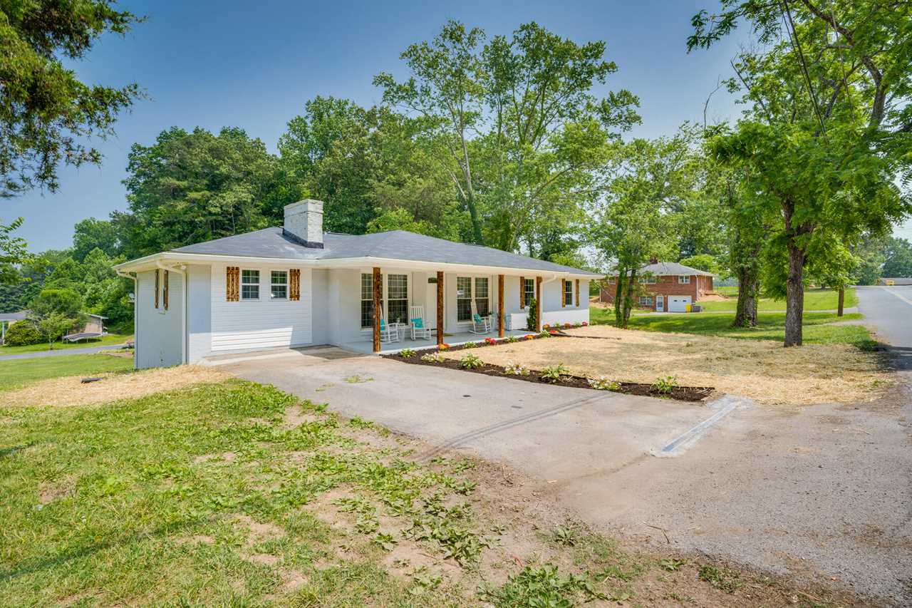 2429 Idle Hour Rd Kingsport, TN 37660 MLS 9952701