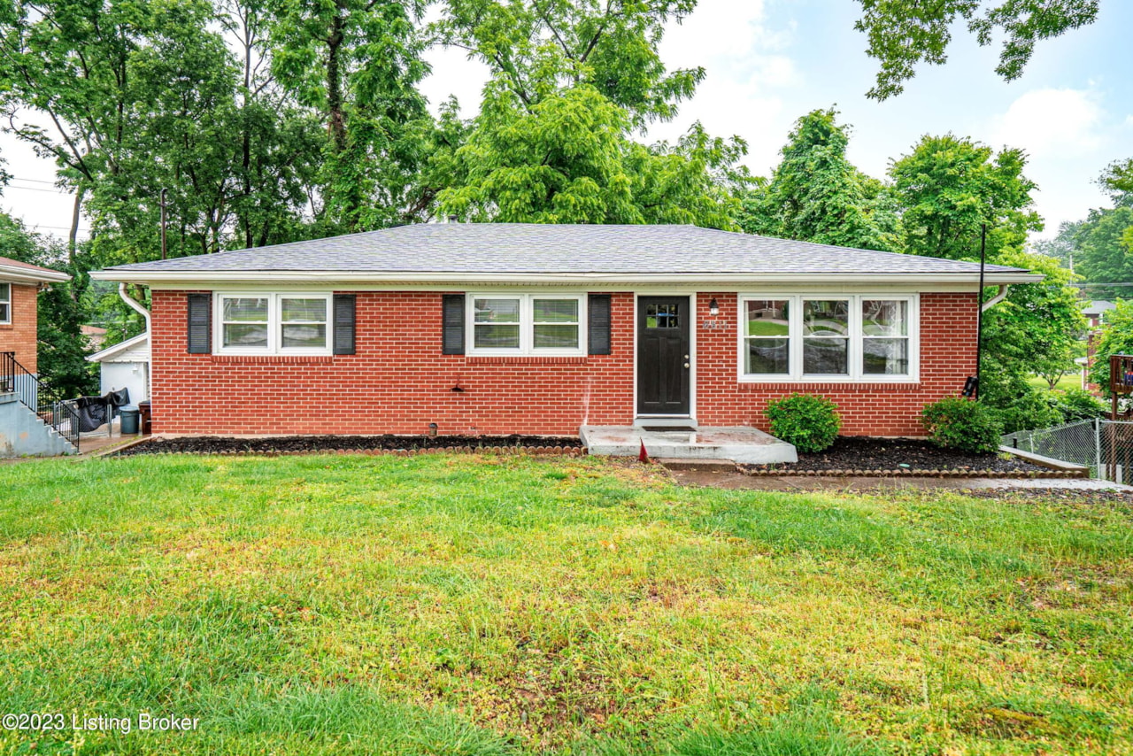 6811 Rock Hollow Dr Louisville, KY 40219 MLS 1638359