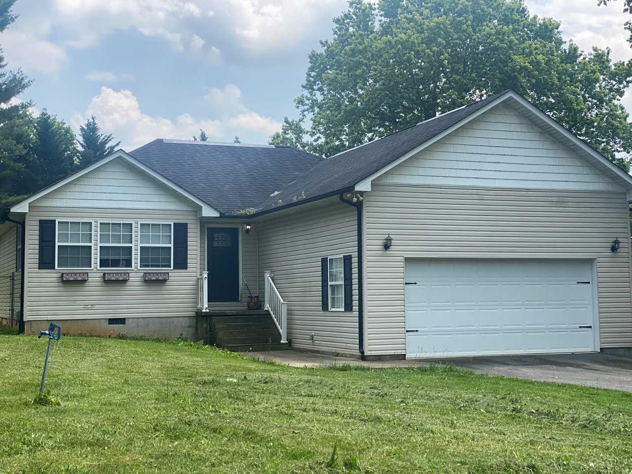 3425 Greenwood Dr Johnson City, TN 37604 MLS 9952767