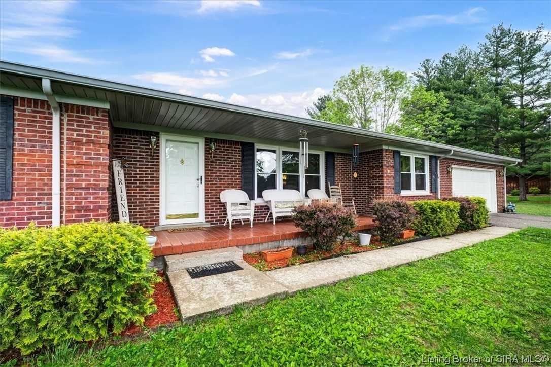 3001 Gus Emmett Trl Sellersburg, IN 47172 MLS 202307585