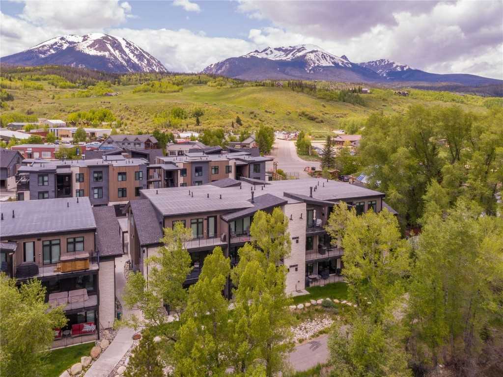 930 E Blue River Parkway 713 Wildernest/Silverthorne Silverthorne River West Condos Summit