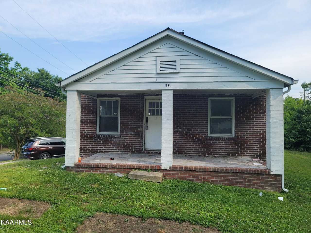 196 Chickamauga Ave Knoxville, TN 37917 MLS 1230513