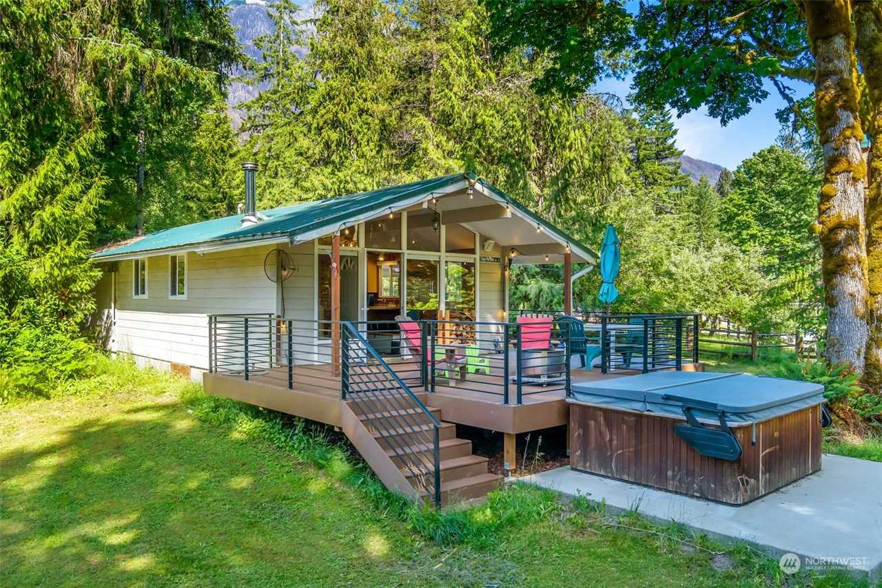 63530 NE 194th Place Baring, WA 98224 MLS® 2130614