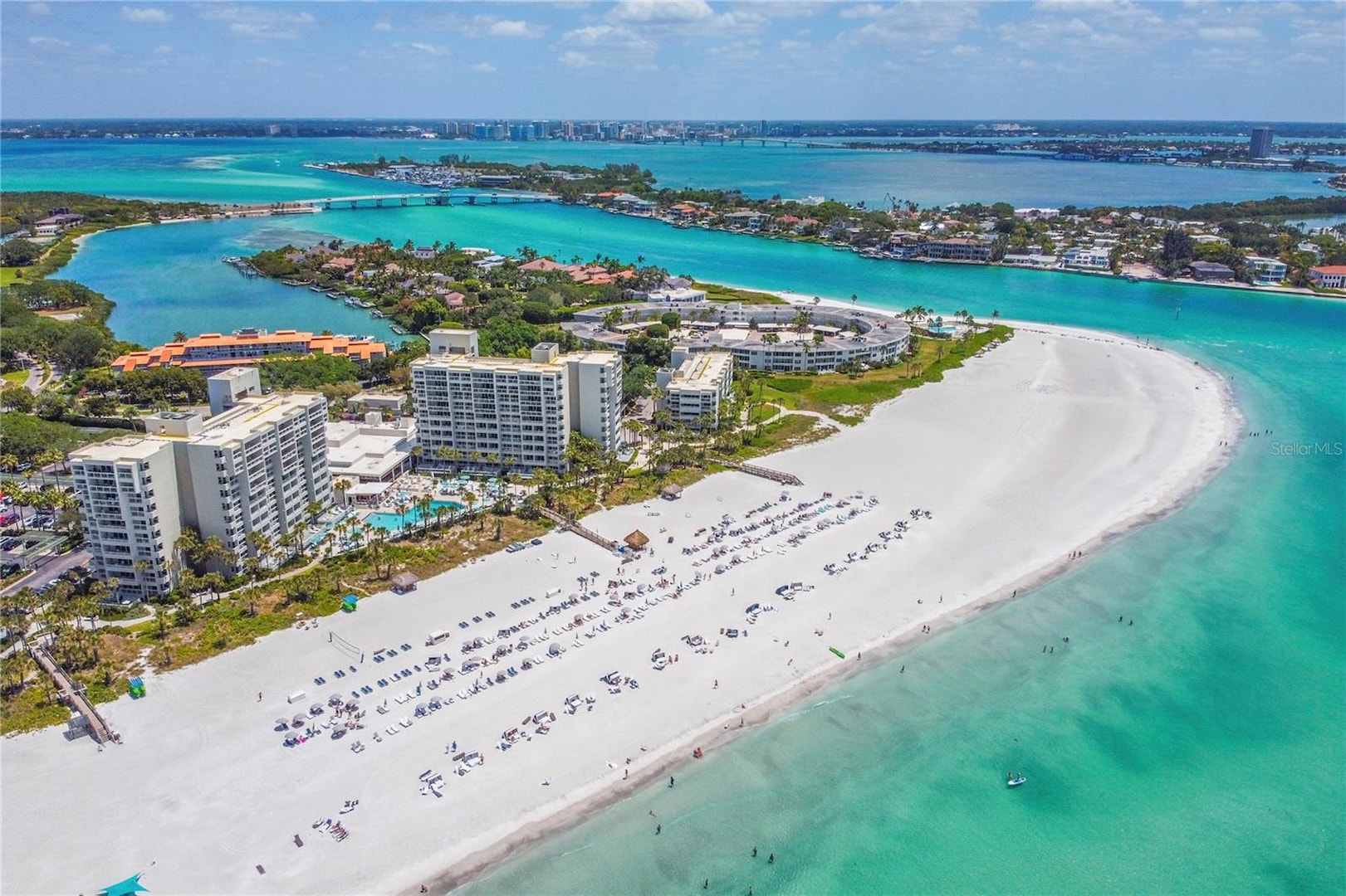 210 Sands Point Rd #2304 - Longboat Key, FL 34228 - Inn On The Beach Ph I -