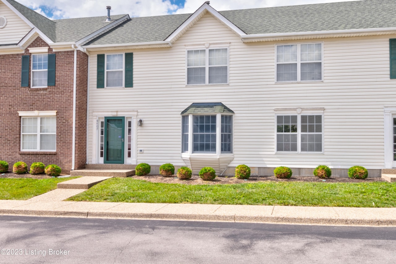 9407 Bayberry Green Ln, Louisville, KY 40291 Johnson Green 191,000