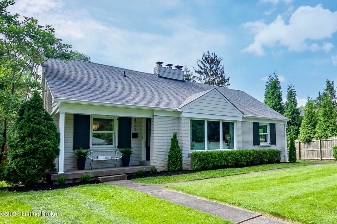 3700 Napanee Rd Louisville, KY 40207 MLS 1640119