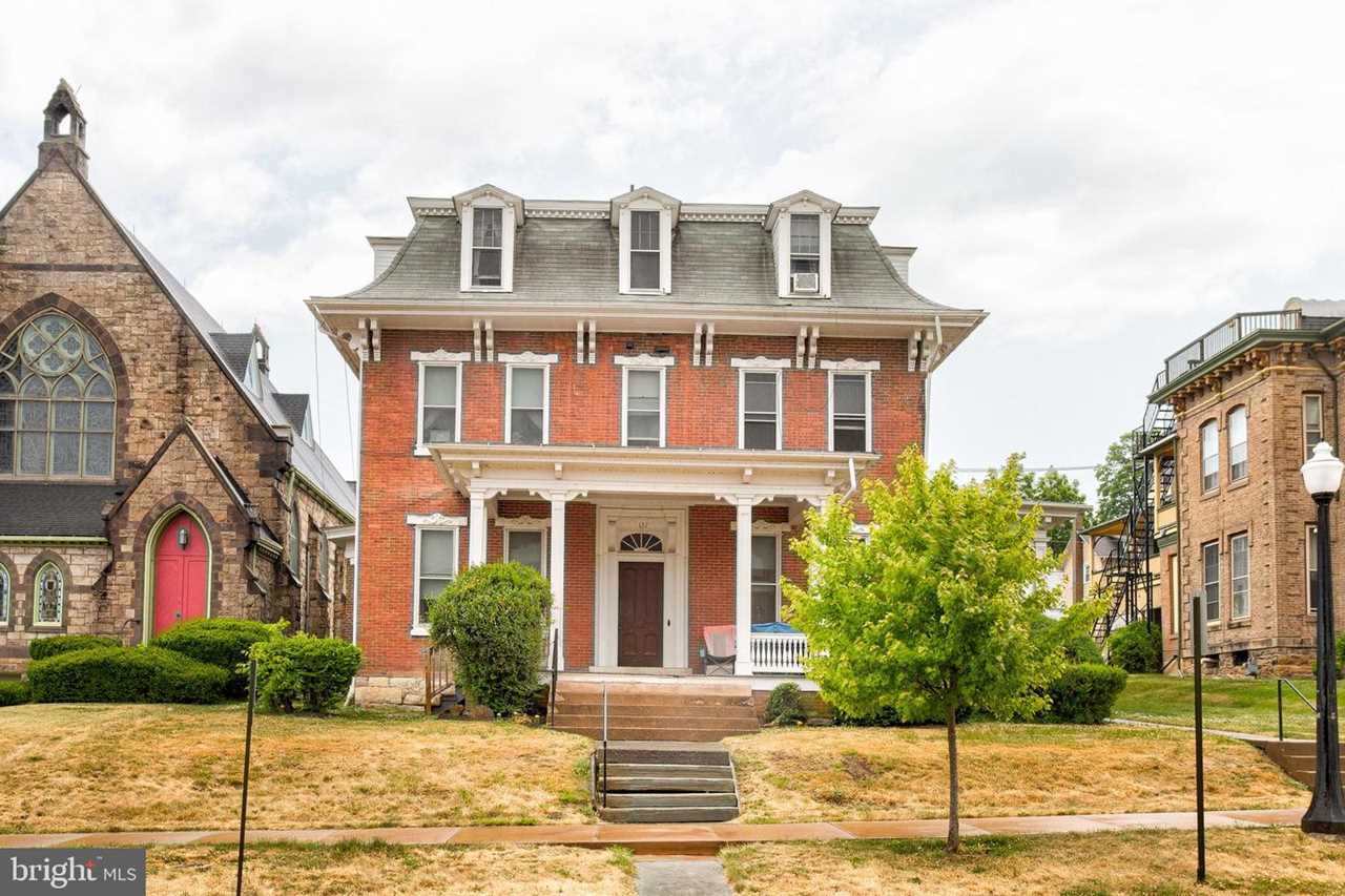 135137 W Linn St Bellefonte, PA 16823 commercial property for sale KBB