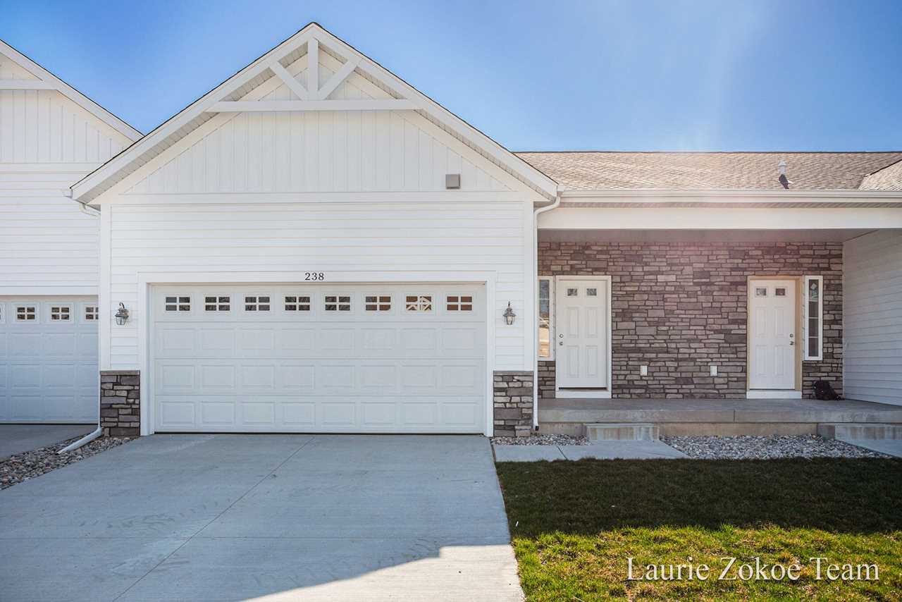 236 Hazelnut Dr 17 Coopersville, MI 49404 MLS 23024535