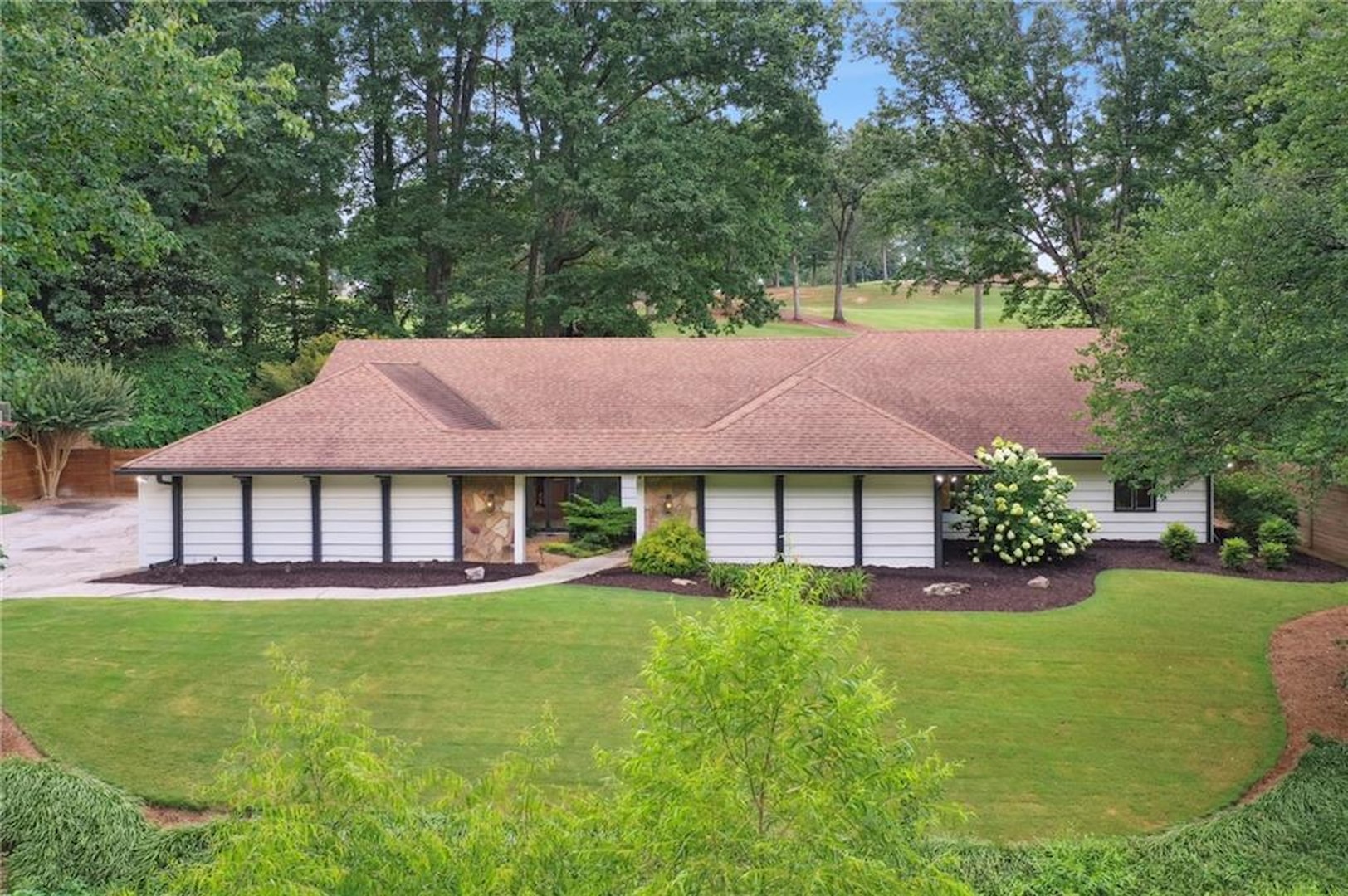 1185 Oakhaven Drive, Roswell, GA 30075, MLS 7246671