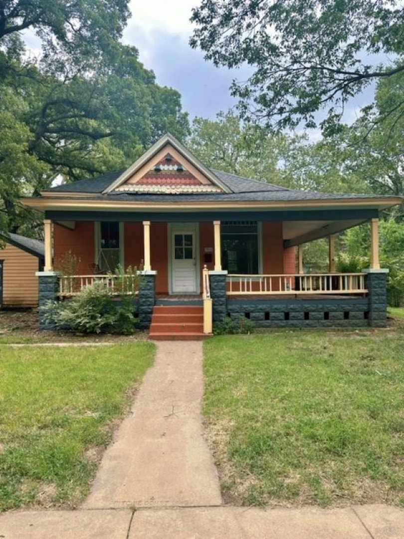 Homes for Sale in 1904 N Park Pl Wichita, KS