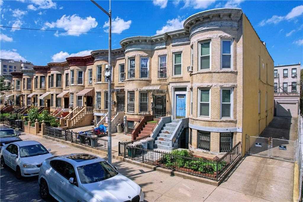 469 64th St Brooklyn, NY 11220 MLS 475845
