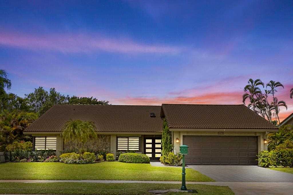 10278 Boca Woods Lane Boca Raton, FL 33428 MLS R10891242