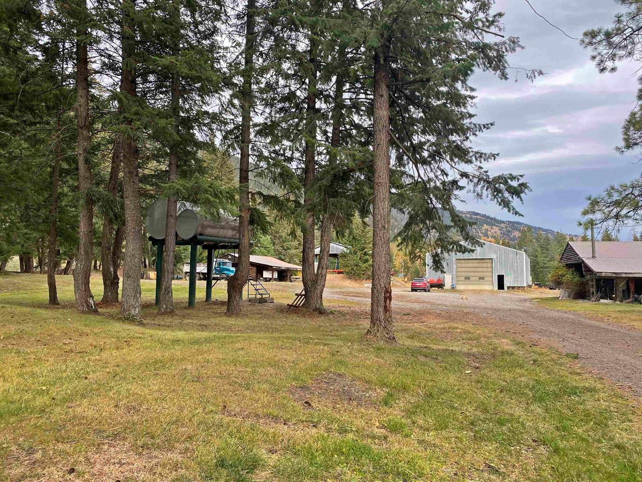 2 Mclure Ferry Road No City Value, BC V0E 2H0 MLS® R2805476
