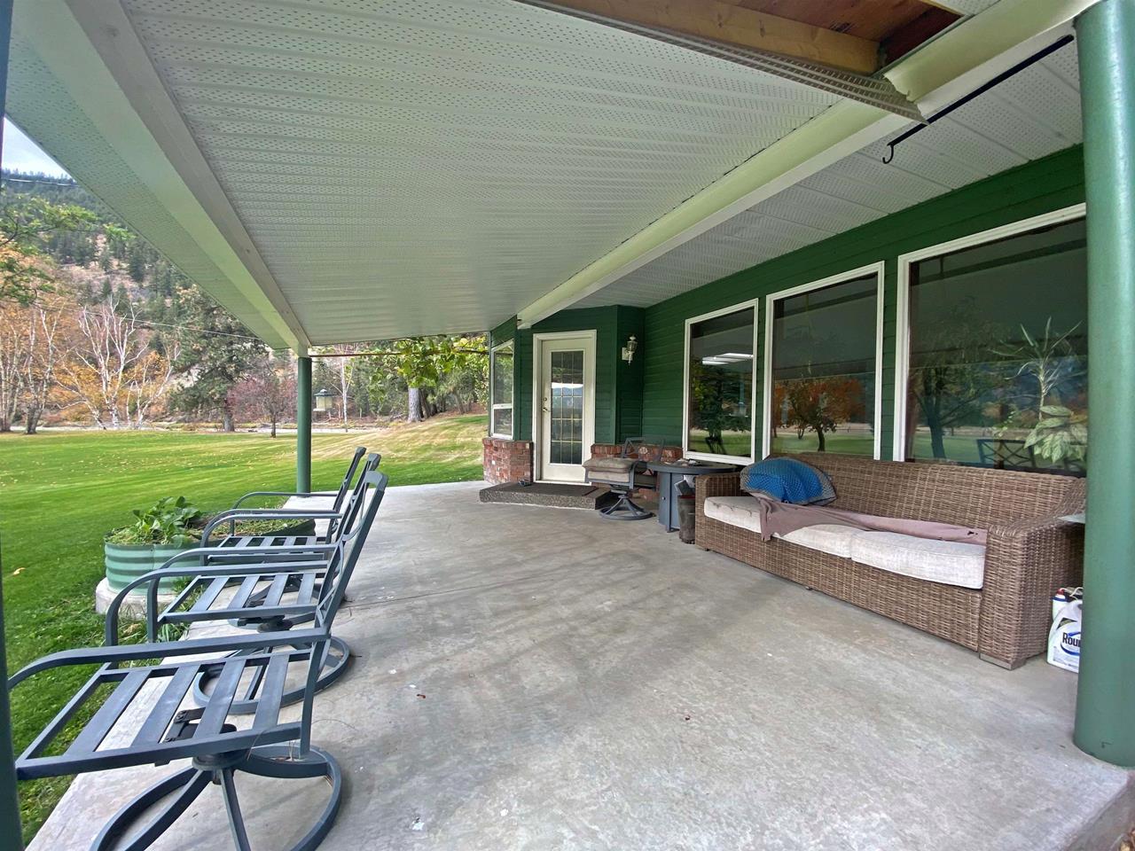 2 Mclure Ferry Road No City Value, BC V0E 2H0 MLS® R2805476