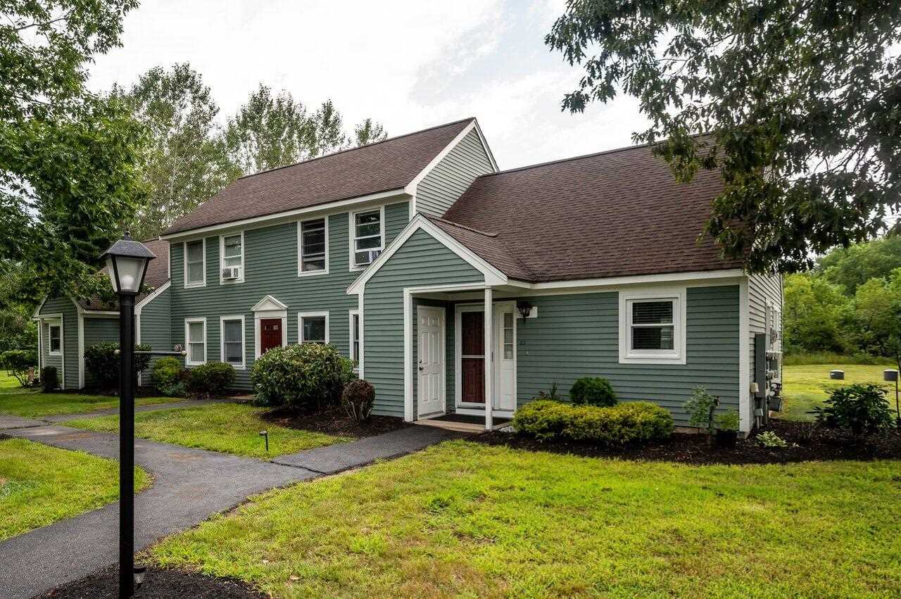 63 Farmgate Rd South Berwick 03908 ME condo for sale 200,000 1567998