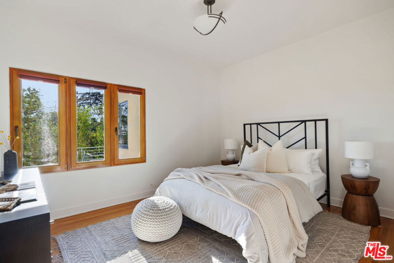 2061 Hill Dr, Los Angeles, CA 90068 RubyHome