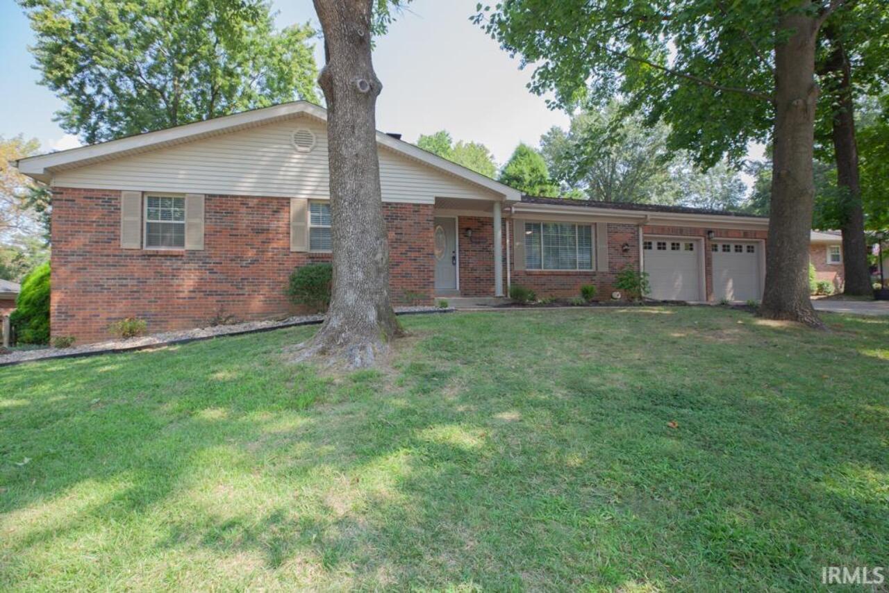 F.C. Tucker Emge Homes for Sale 7566 Ridgemont Drive Newburgh IN