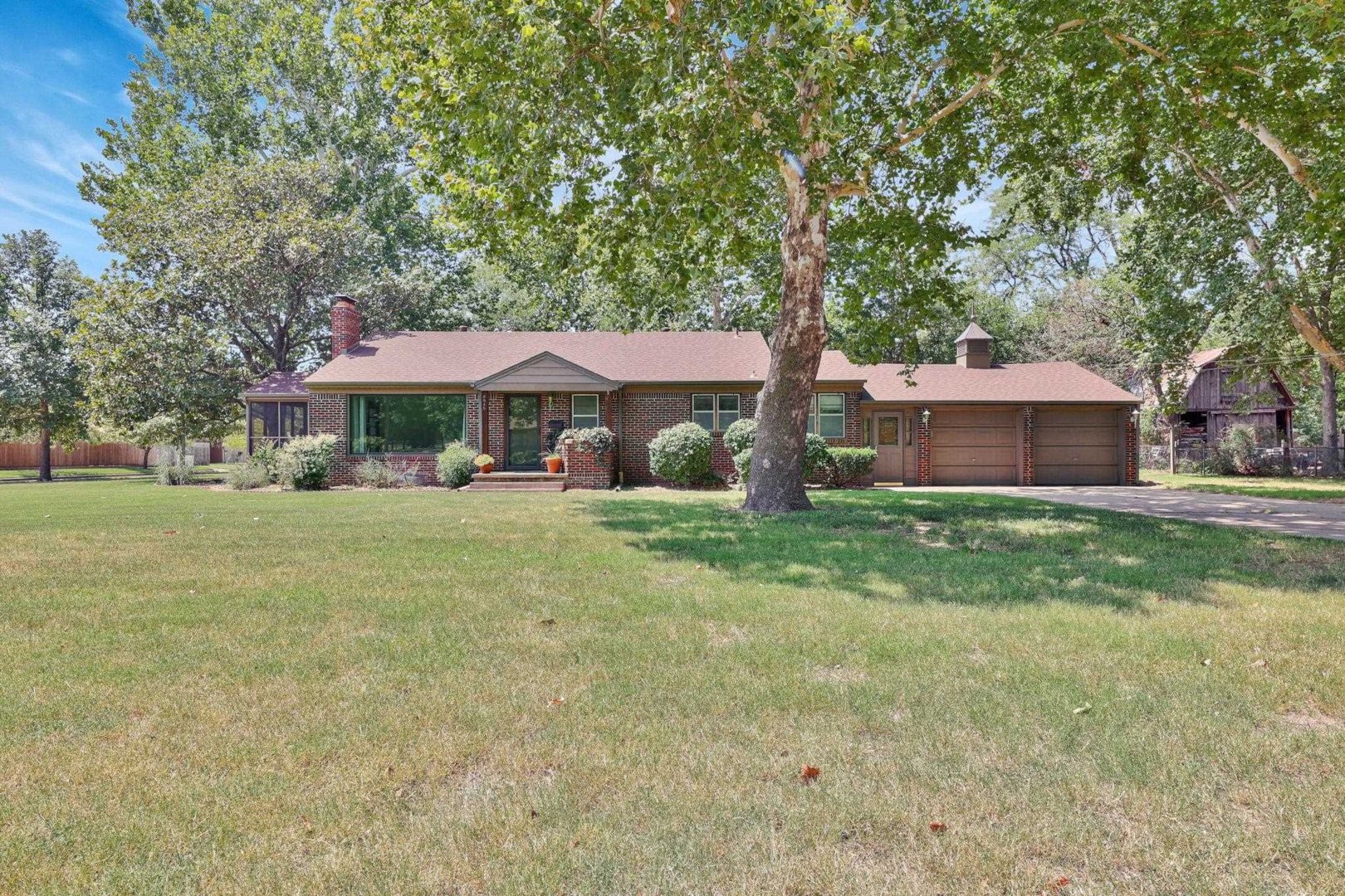 Homes for Sale in 2045 S Chautauqua Ave Wichita, KS