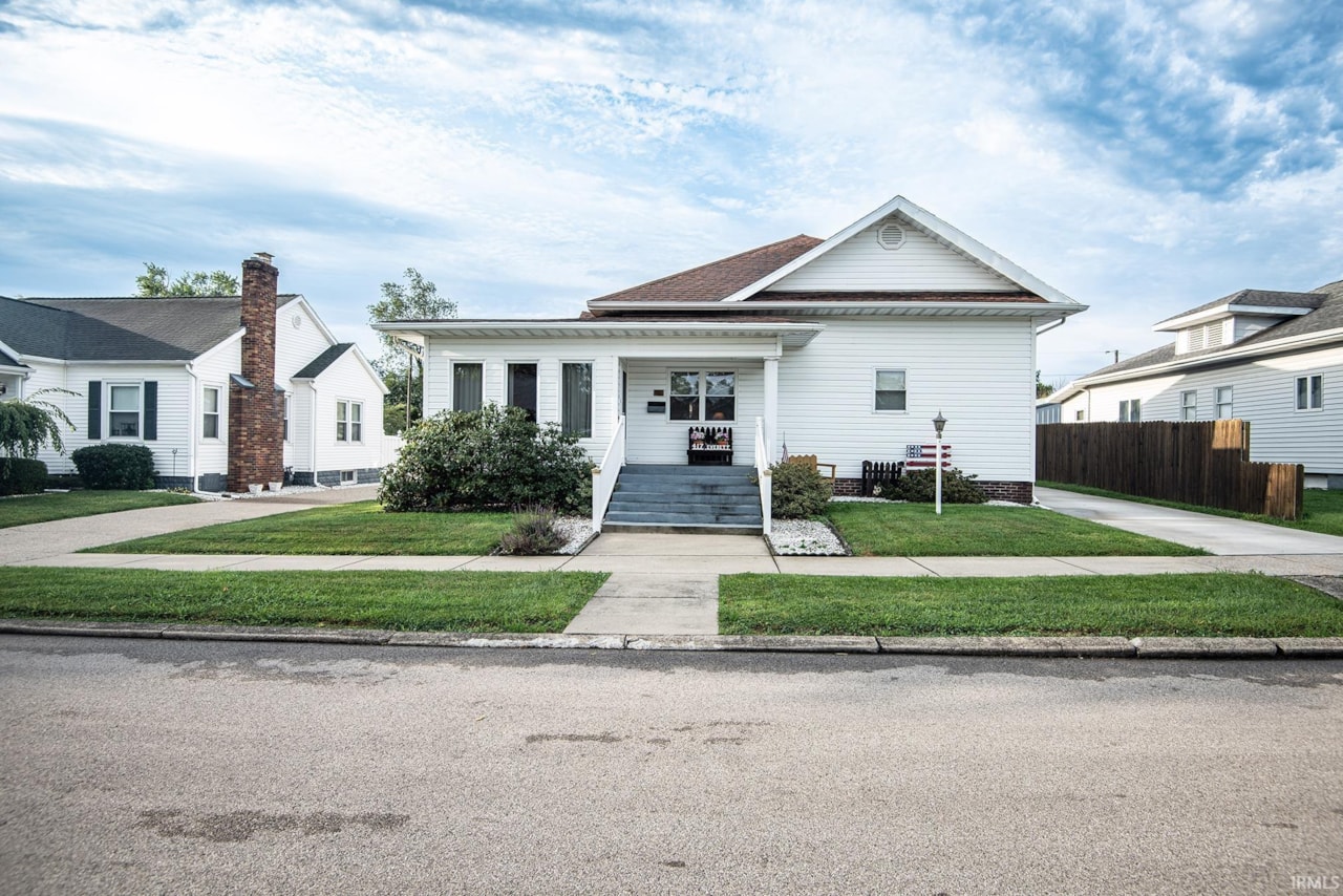 F.C. Tucker Emge Homes for Sale 417 W 4th Street Bicknell IN