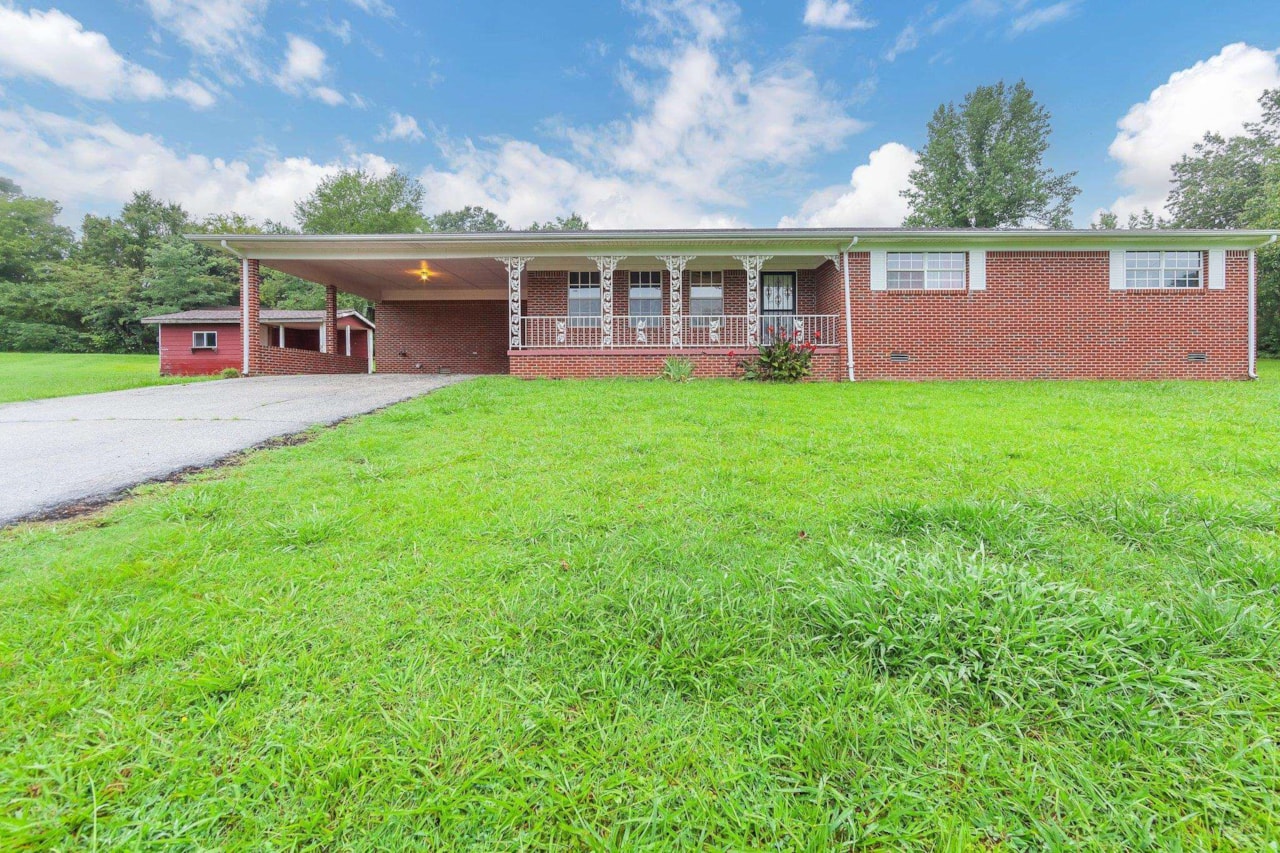 30 Elmer Miller Rd Trenton, TN 38382 MLS 233184