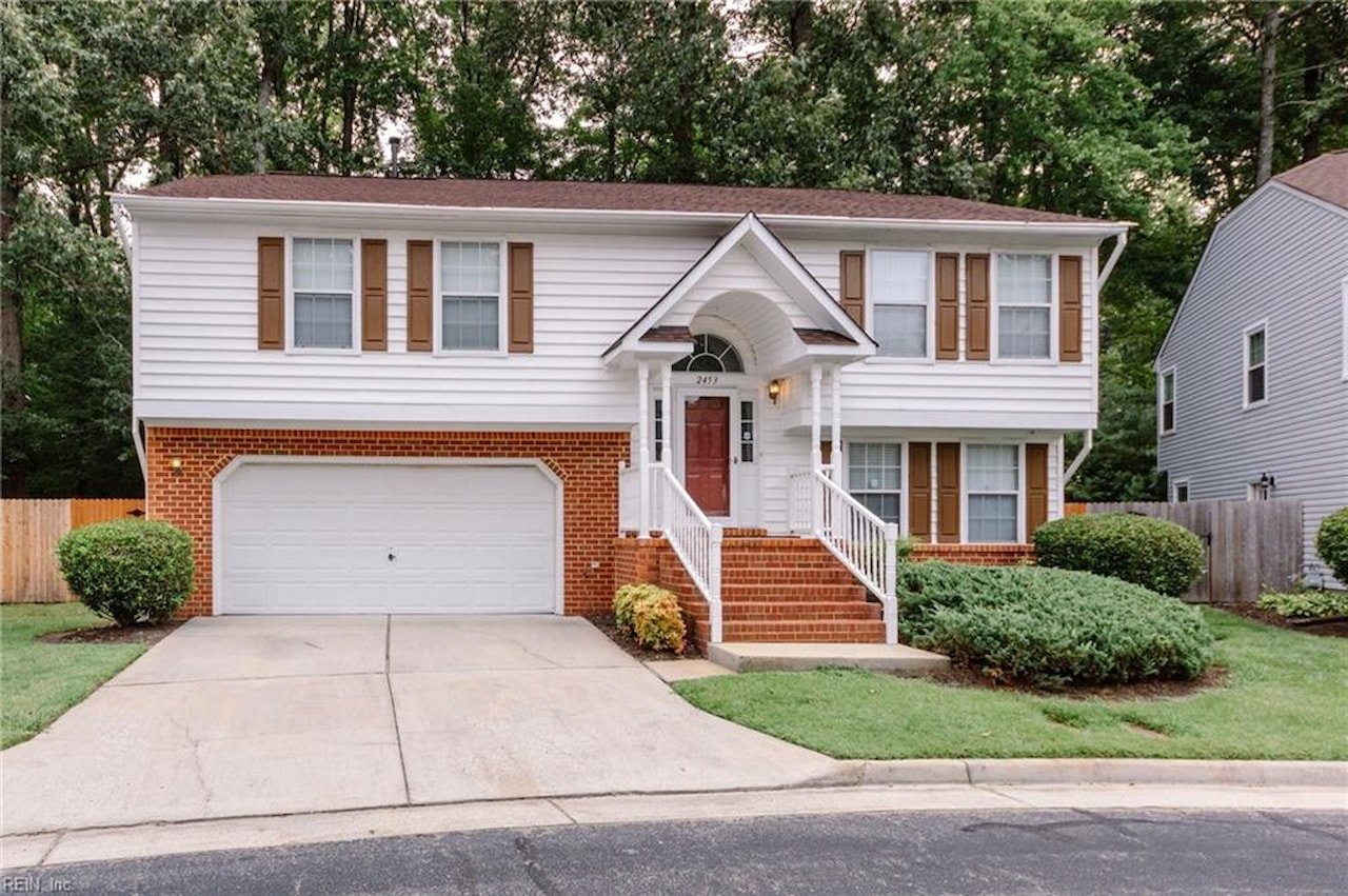 2453 Rockwater Circle Virginia Beach, VA 23456 MLS 10500931