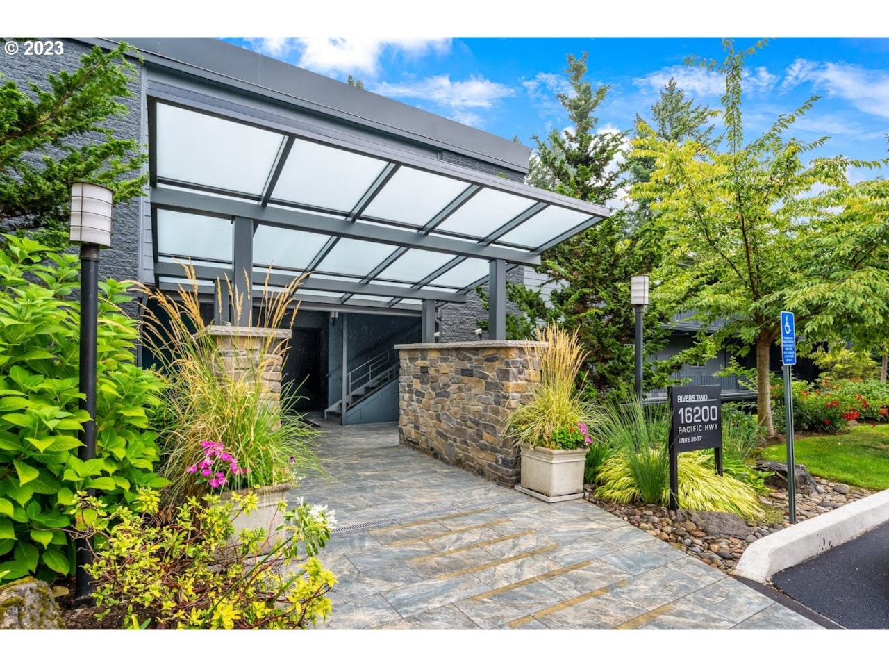 16200-pacific-hwy-29-lake-oswego-or-97034-mls-23517026