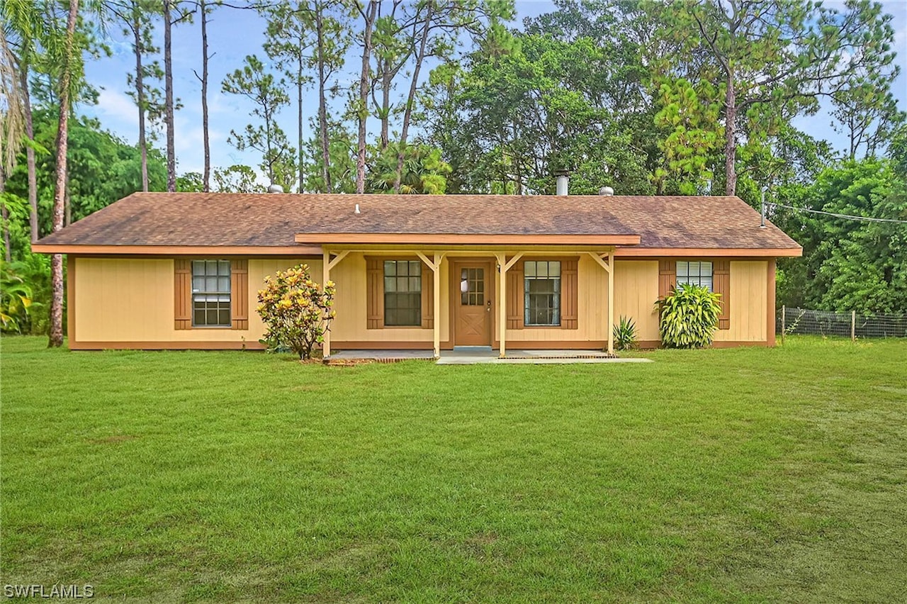 3841 E Golden Gate Blvd Naples, FL 34120 MLS 223063018