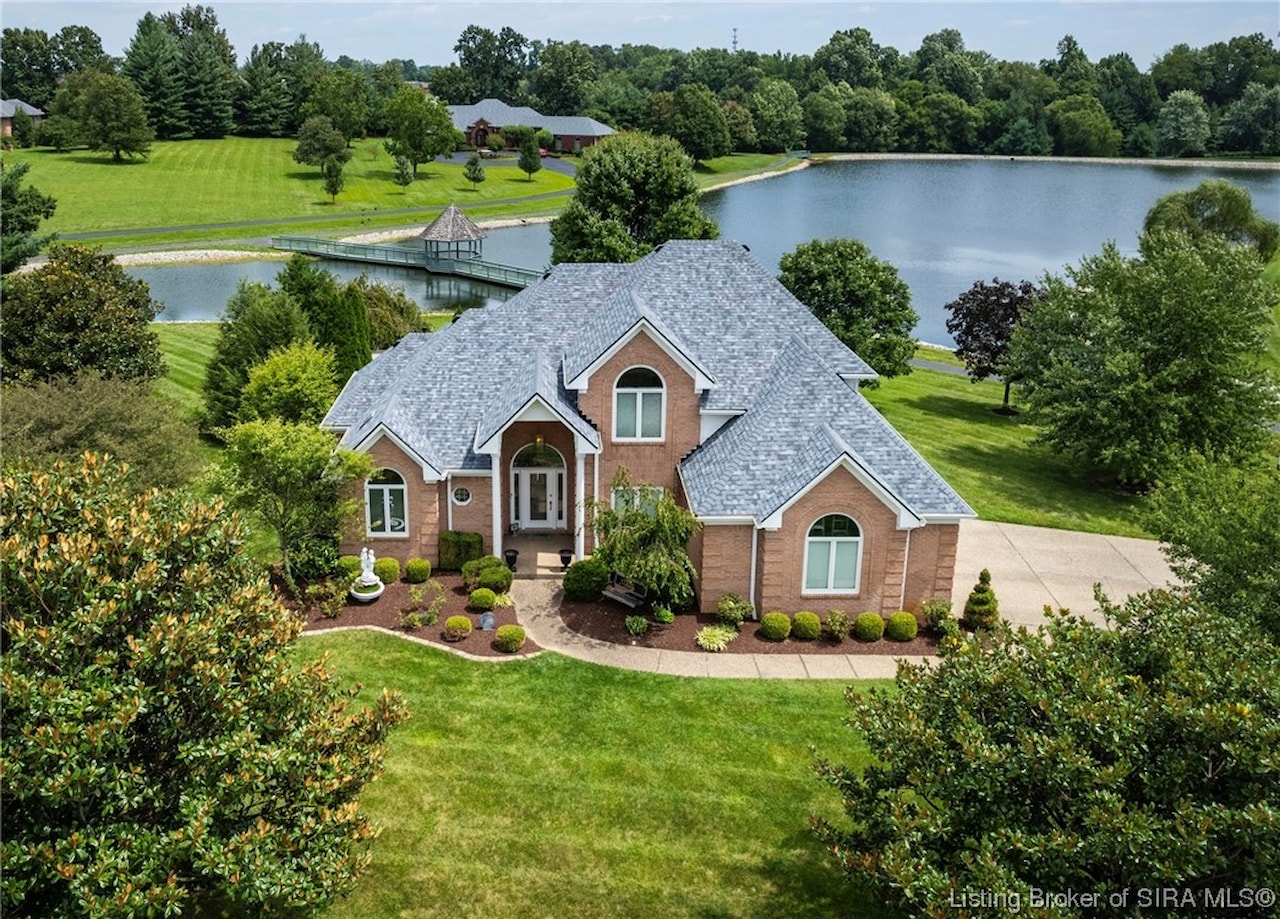 110 Plum Lake Ct Sellersburg, IN 47172 MLS 202309940